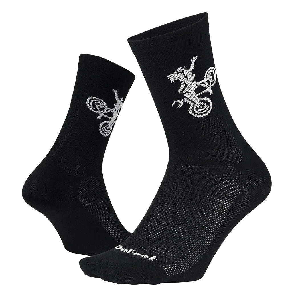 DeFeet Aireator 6" Buck Wild Socks, 12+, Black