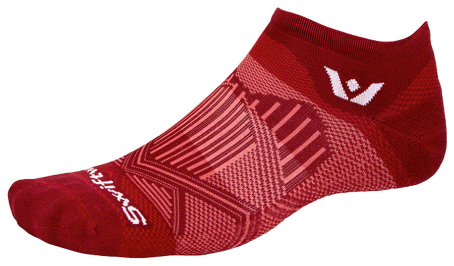SwiftWick Aspire No Show Socks - Crimson, Medium