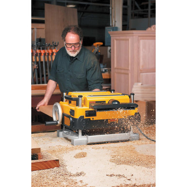 DEWALT 13" PORTABLE PLANER DW735
